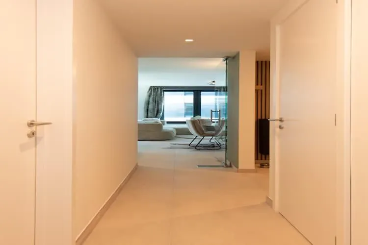 Beautiful Apartment With View Ostend