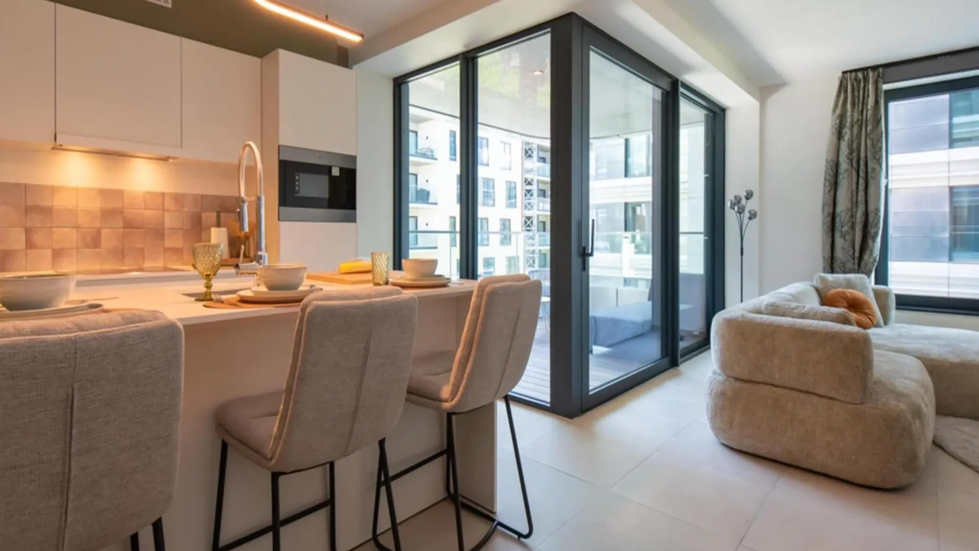 Beautiful Apartment With View Ostend